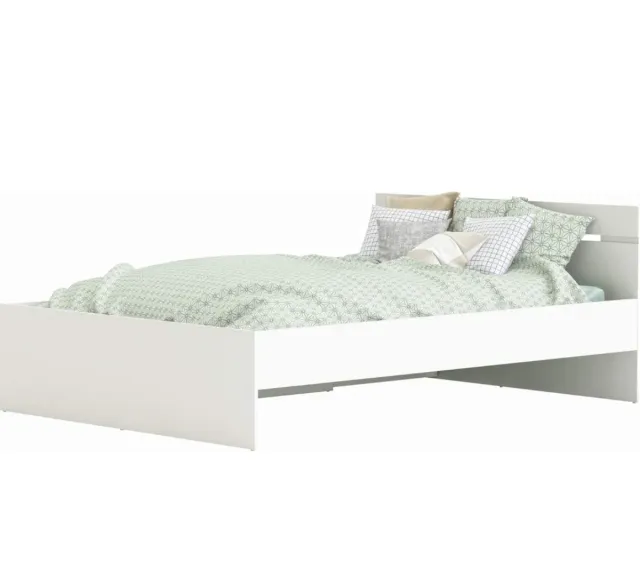 Cama modelo Michigan de Demeyere en color blanco.
