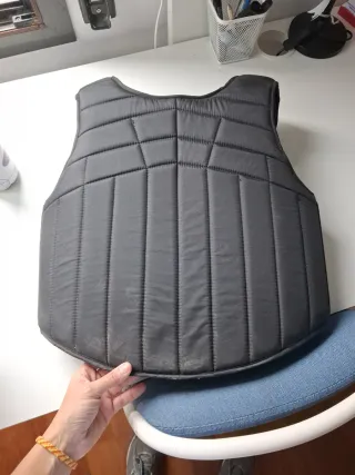 Chaleco de equitación negro