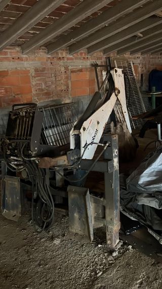 Brazo retroexcavadora Bobcat