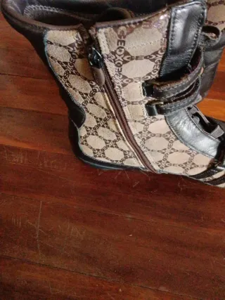 Botines Geox Beige y Marrón