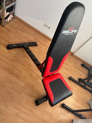 Banco de musculación con rack