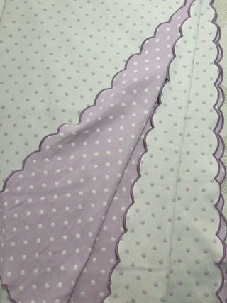 Colcha 1 plaza topos bordados