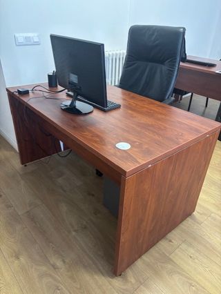 Mesa de oficina roble