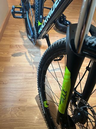 Bicicleta de montaña Rockrider ST 530.