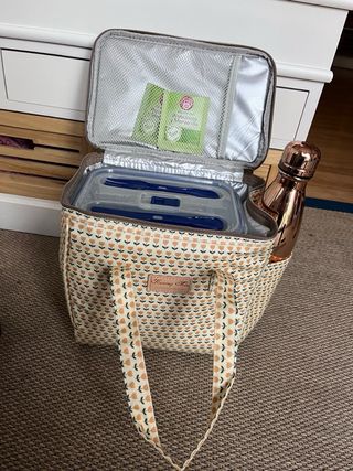 Bolsa porta alimentos espaciosa