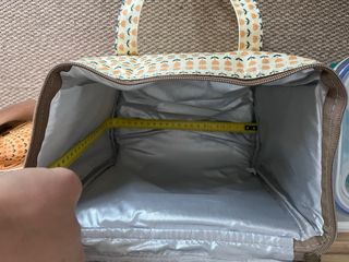 Bolsa porta alimentos espaciosa