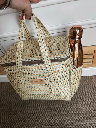 Bolsa porta alimentos espaciosa