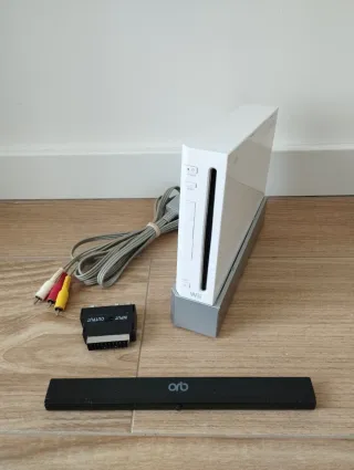 Consola Wii + Sensor + Cable