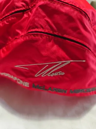 Gorra Vodafone McLaren Mercedes Roja