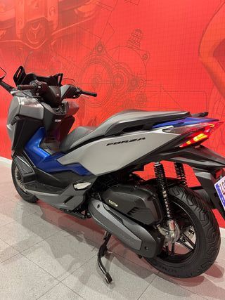 Honda Forza 125
