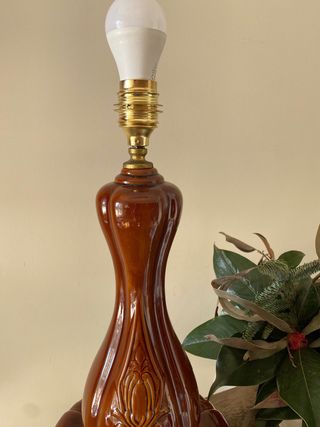 Lámpara cerámica Manises vintage marrón