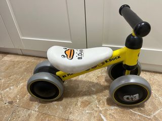 Bici sin pedales B. Duck amarilla