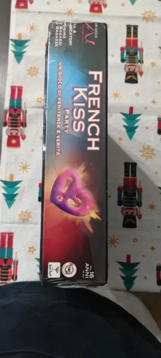 Gioco in scatola French Kiss Party