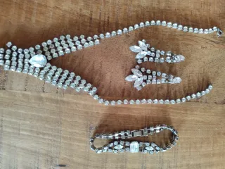 Conjunto Joyas Collar, Pendientes y Pulsera