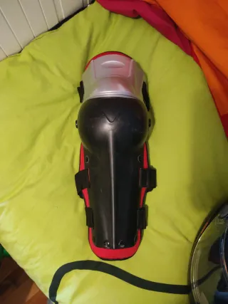 Casco Motocross con Gafas y soporte camara.