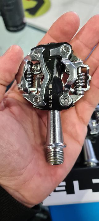 Pedales MTB SPD Eltin Nuevos .