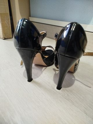Zapatos de vestir negros para mujer