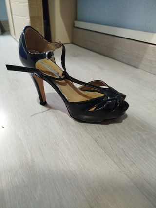 Zapatos de vestir negros para mujer