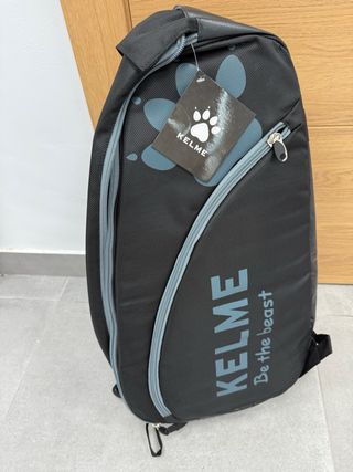 Paletero KELME negro con logo