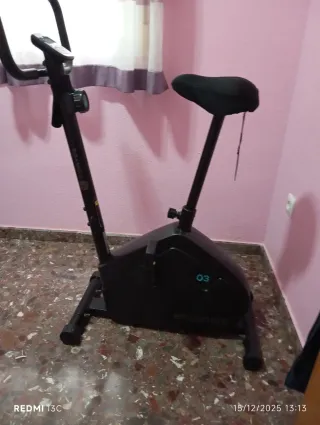 Bicicleta Estática Essentiel 03