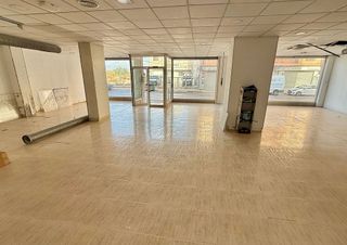 Local comercial en venta en Tavernes Blanques