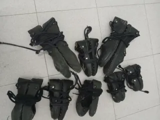 Alpargatas de cuero negro 30/22/20 28. 45/44