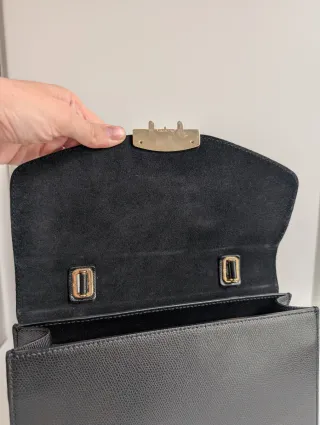 Bolso Furla Metropolis Piel Negro Dorado