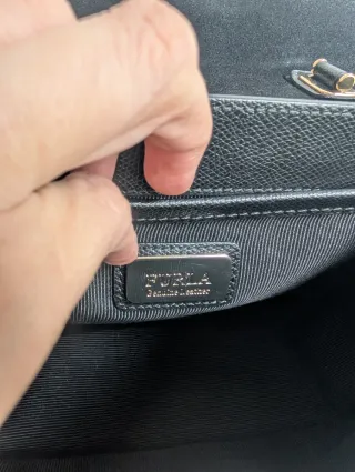 Bolso Furla Metropolis Piel Negro Dorado