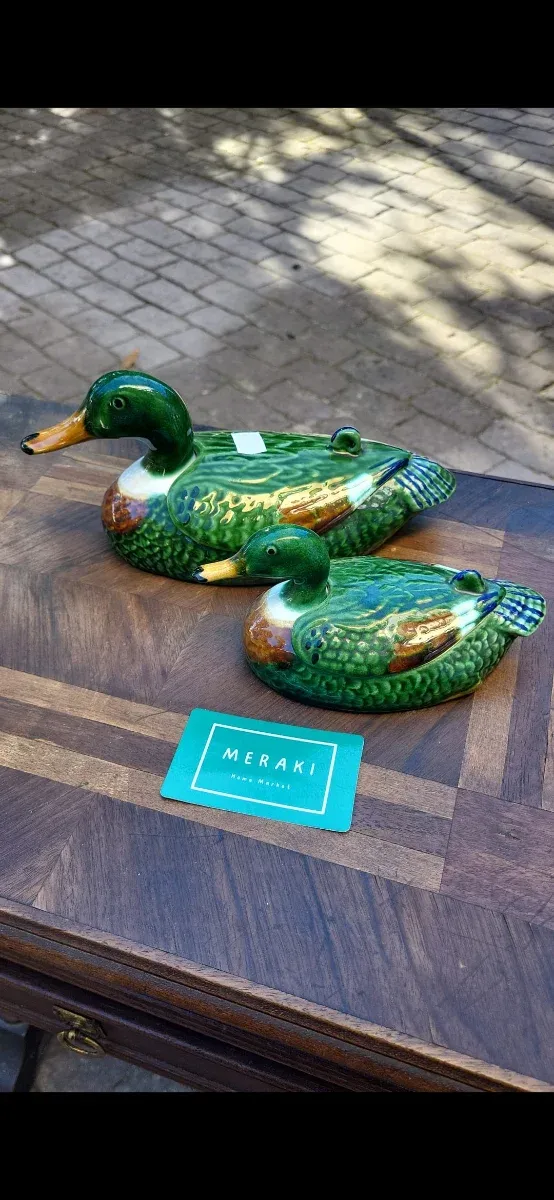 Pareja de patos decorativos de cerámica