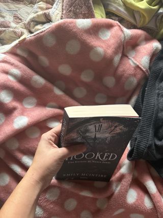 Hooked: una historia de nunca jamás / Hooked: A...