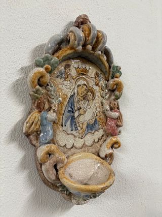Acquasantiera Madonna con Bambino in Ceramica