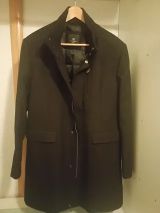 Elegante abrigo negro Easy Wear