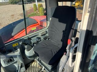 Mini excavadora KUBOTA KX80-3