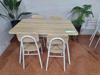 Mesa Comedor y 4 Sillas Madera