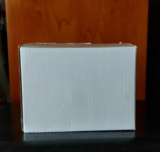 Taza con forma del escudo de Capitán América.