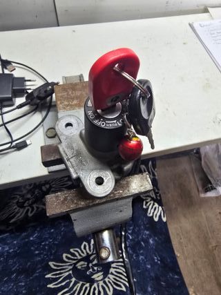 Bombín Llaves Ducati 749 / 999