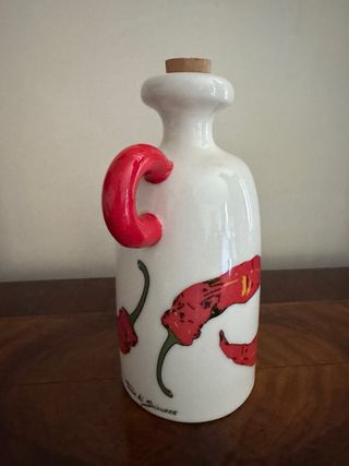 Oliera dipinta a mano con peperoncini