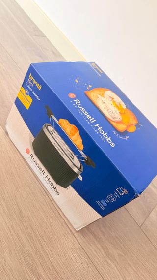 Tostadora Russell Hobbs 2 Rebanadas Negra