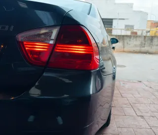 BMW Serie 3 E90 320i