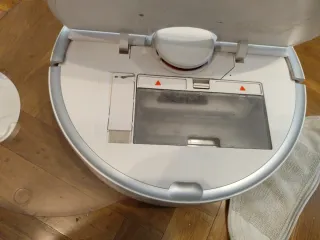 Robot Aspirador Blanco marca Roborock