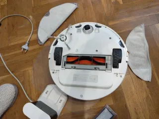 Robot Aspirador Blanco marca Roborock