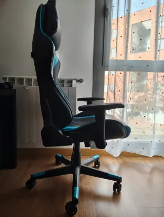 Silla Gaming Newskill Negra y Azul