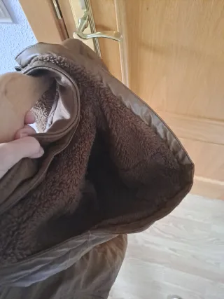 Cazadora efecto piel marrón Pull&Bear