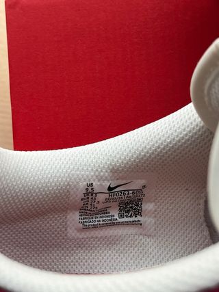 Nike Cortez TXT color noble red talla 43