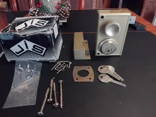 Cerradura JIS nueva
