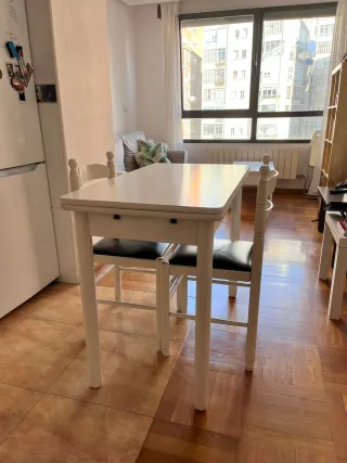 Mesa extensible salón con cajón