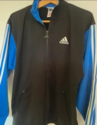 Chaqueta Adidas Negra y Azul