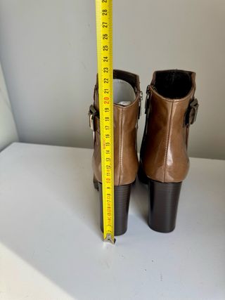 Stivaletti donna con frange