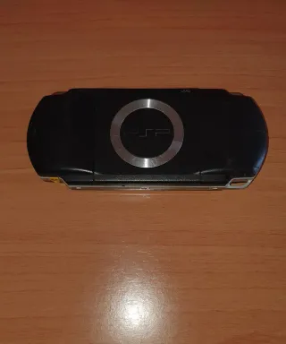 PSP 1000 Negra con Juegos