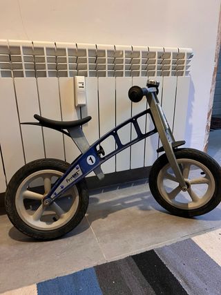 Bicicleta First Bike sin pedales para niños